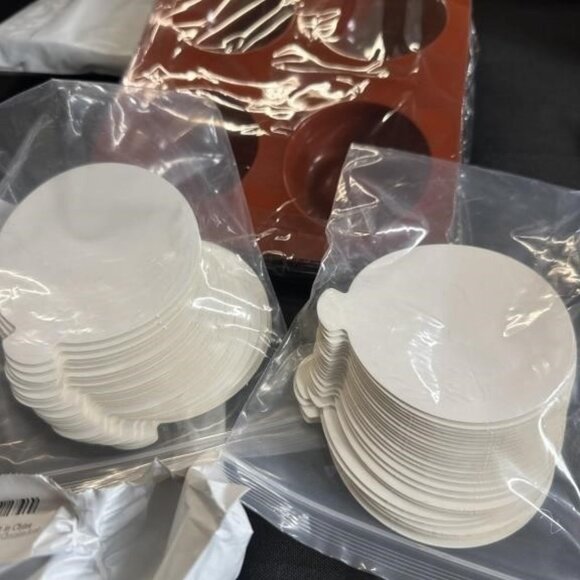 2x 12 Cavity Silicone MUFFIN PANS Nonstick Cupcake Pan BPA Free Candle Molds - Picture 2 of 2